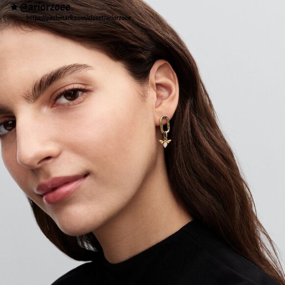 Pandora White Bee Mini Dangle Charm - Picture 2 of 2